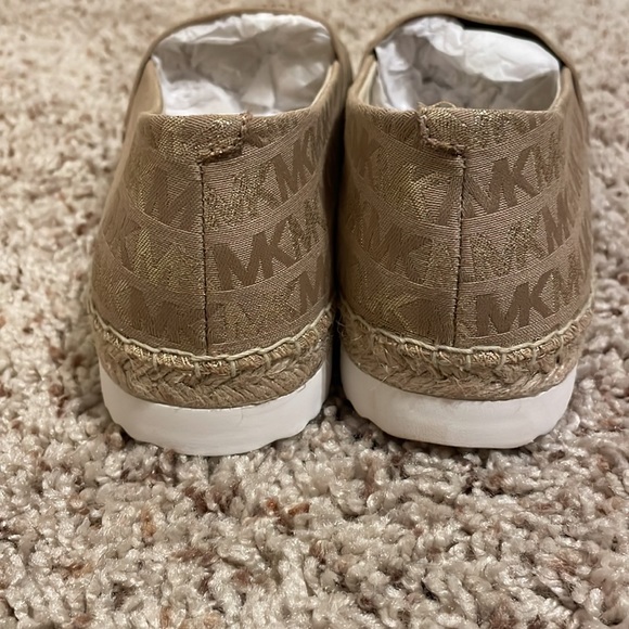 NWT - Michael Kors Bicky Espadrille; size 9; color: camel - Picture 4 of 7
